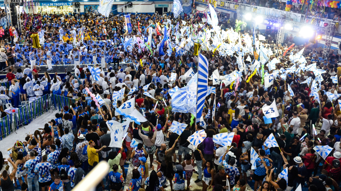 Final Samba-enredo Beija-Flor