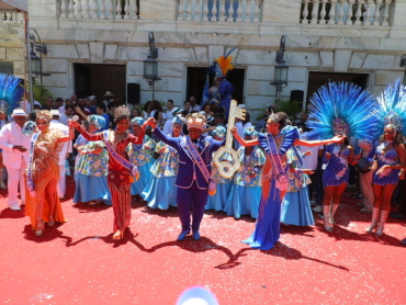 Entrega da chave ao Rei Momo